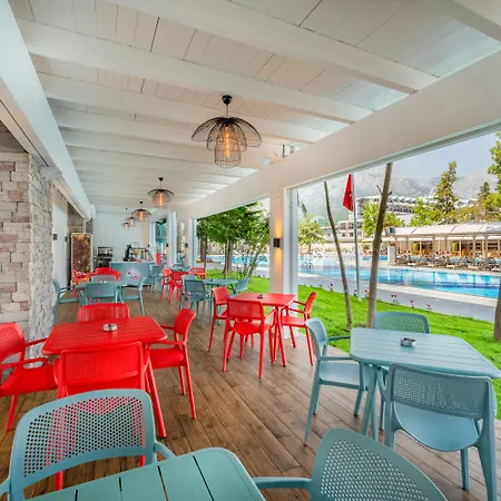Alkoçlar Exclusive 5*