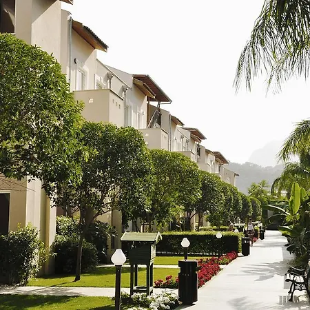 Rezort Alkoclar Exclusive 5*